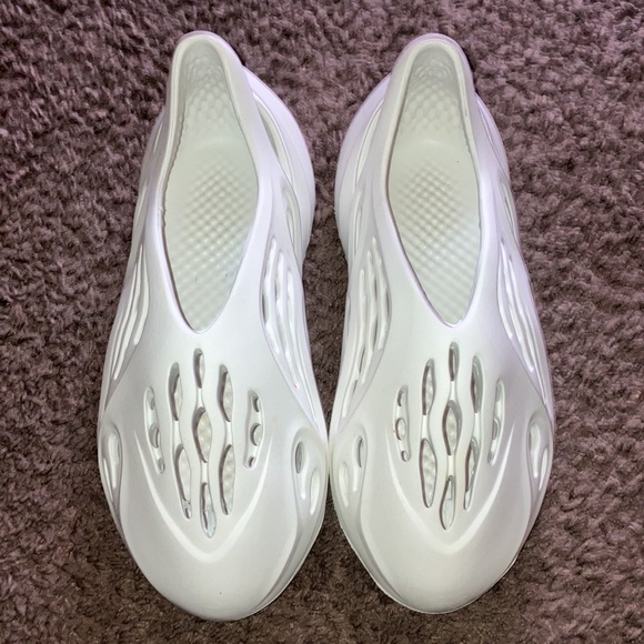 Yeezy foam runners - Picture 3 of 4